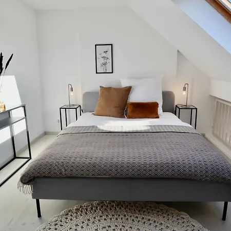 Gallery Apartment: Maisonette + Free Parking + Netflix Essen