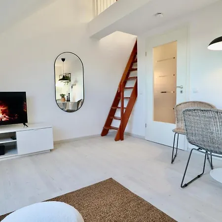 Gallery Apartment: Maisonette + Free Parking + Netflix * Essen