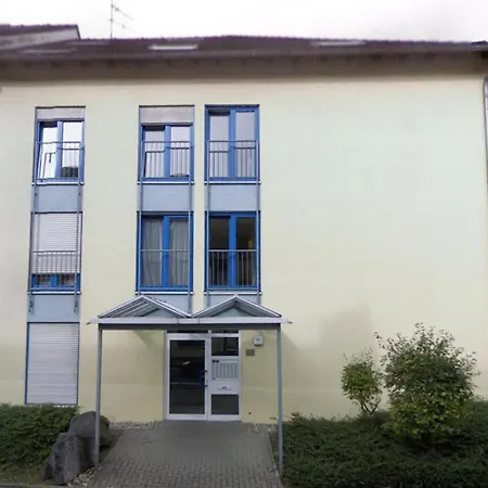Gallery Apartment: Maisonette + Free Parking + Netflix * Essen